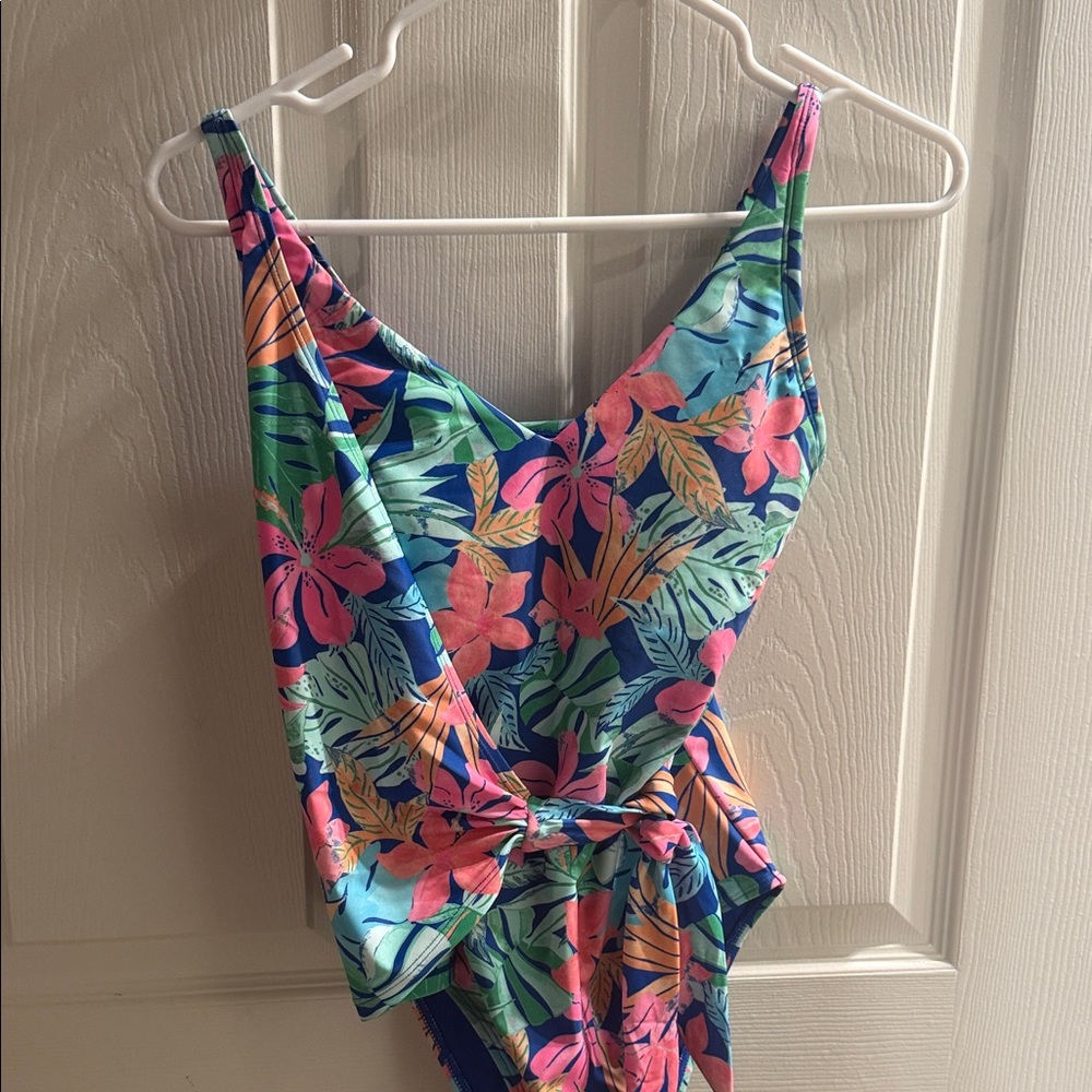 Tropical Floral One-Piece Swimsuit in Multicolor